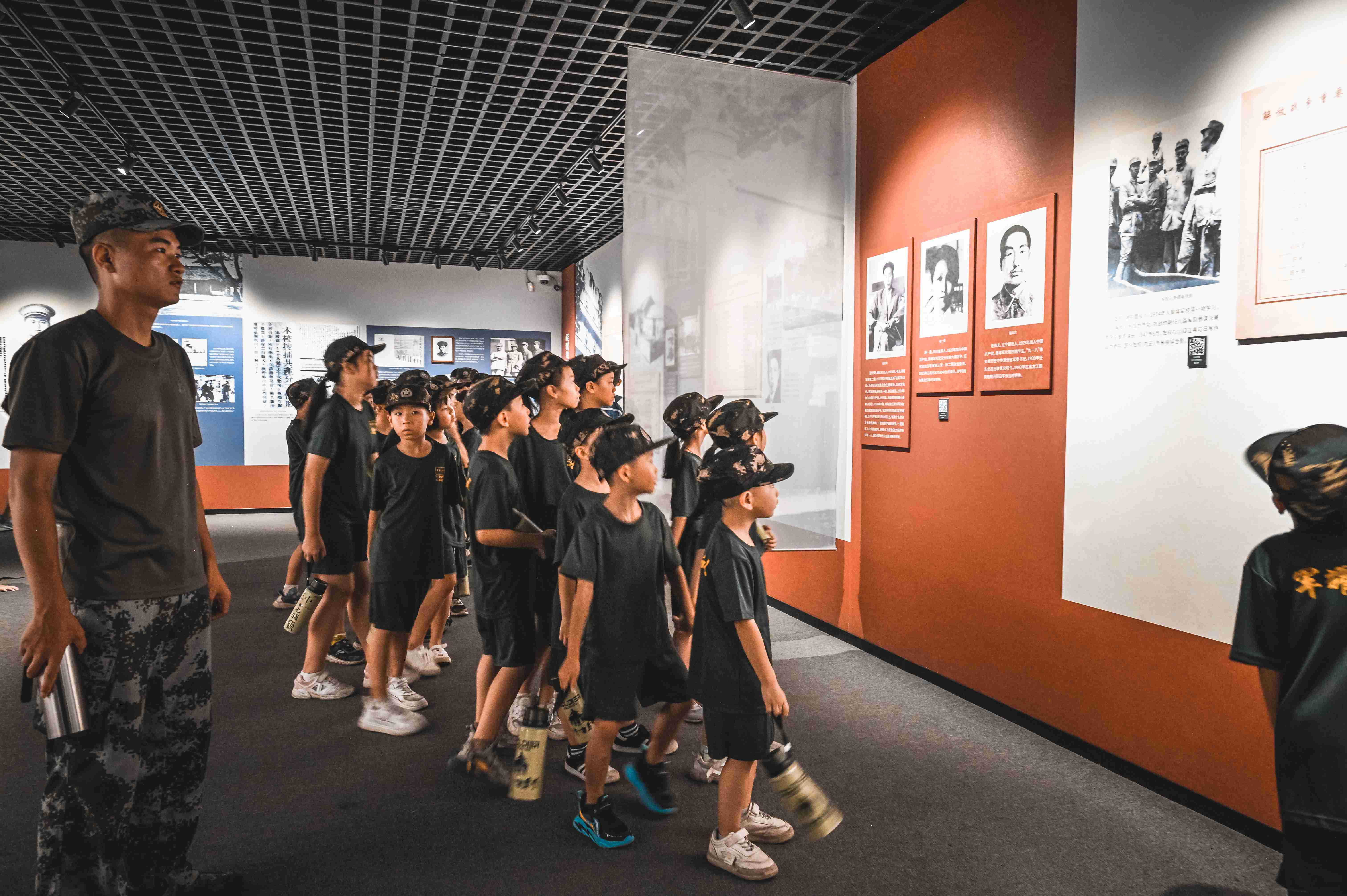 惠州市学生军事化夏令营口碑最好，35天学生黄埔军事化夏令营研学拓展案例