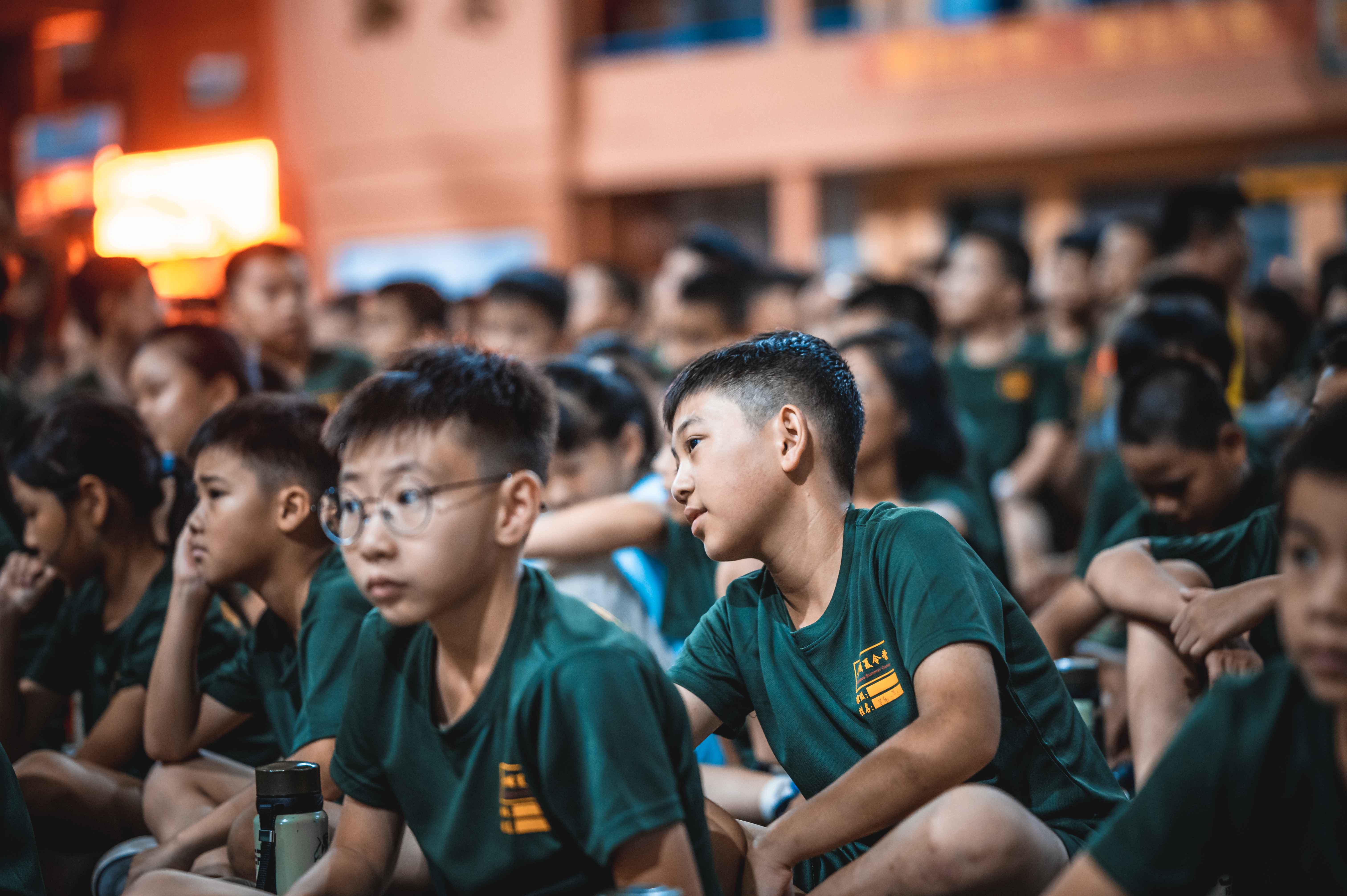 珠海市青少年军事化夏令营，珠海市10岁青少年14天黄埔军事化夏令营研学拓展案例